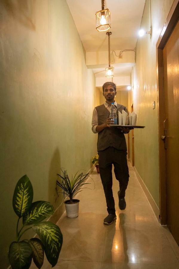 Gs Residency Hotel Guwahati Buitenkant foto