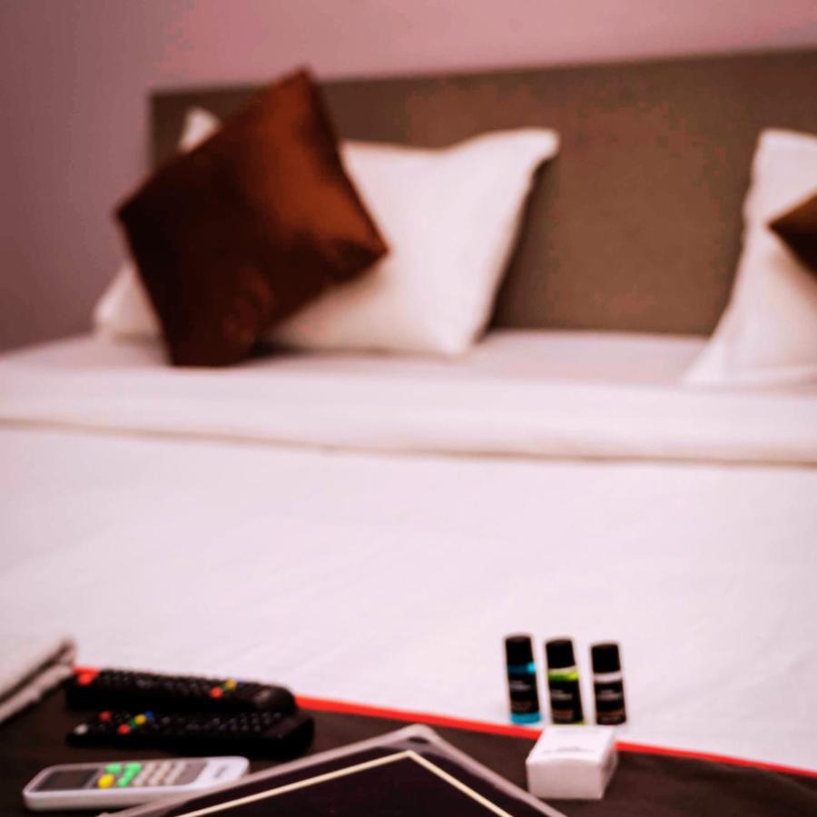 Gs Residency Hotel Guwahati Buitenkant foto